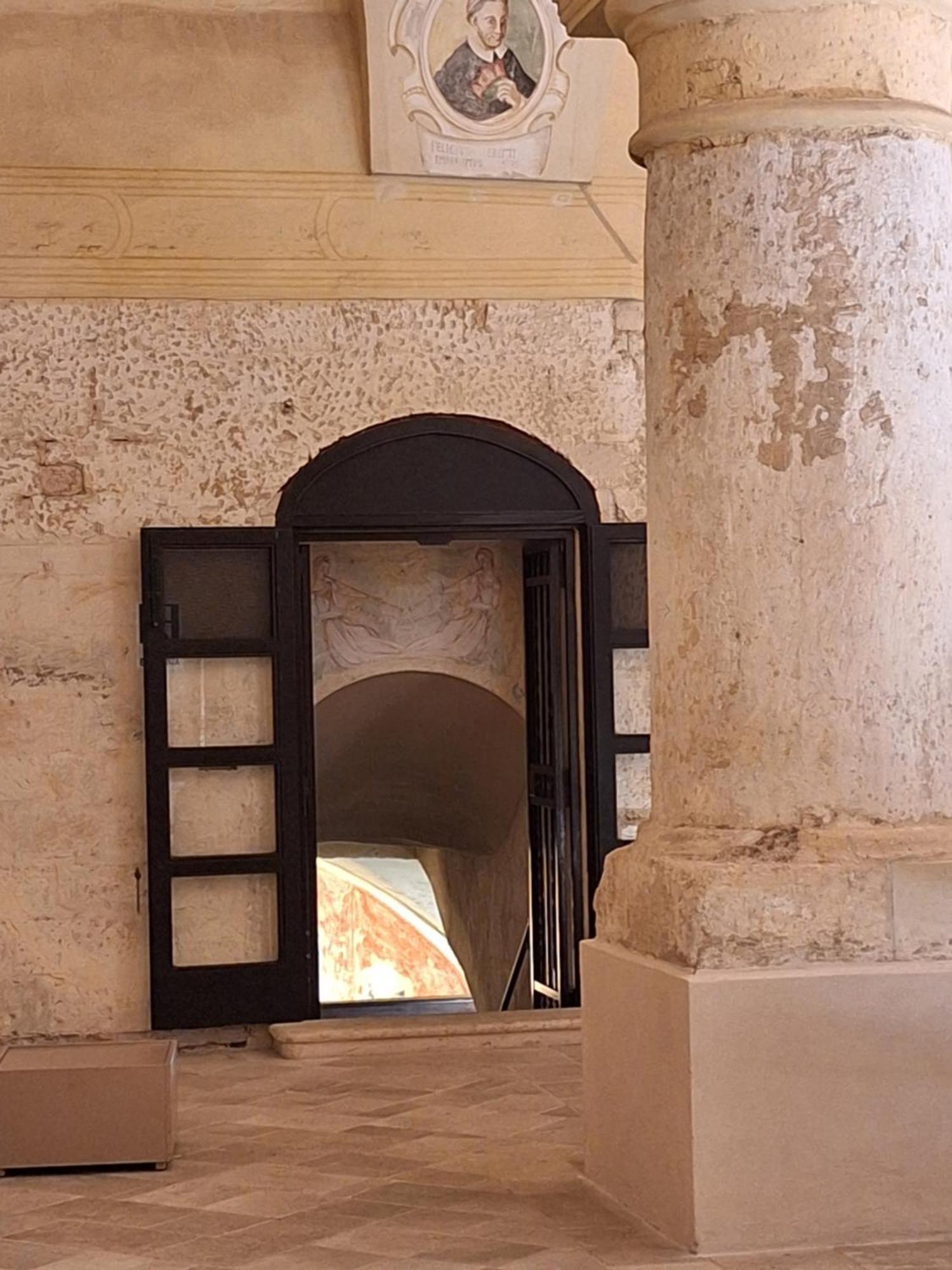 Chiostro Dei Domenicani - Dimora Storica เลชเช ภายนอก รูปภาพ